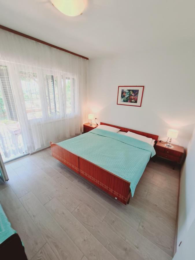 Apartments Viktorija Pula Luaran gambar