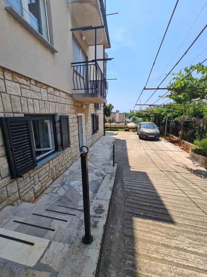 Apartments Viktorija Pula Luaran gambar