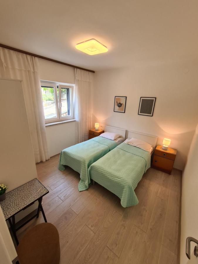 Apartments Viktorija Pula Luaran gambar